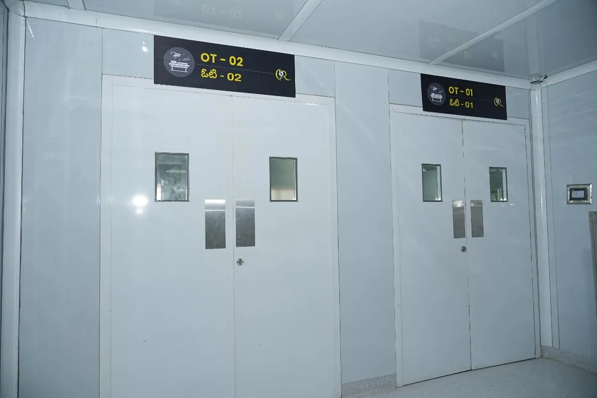 Modular OT 01 and OT 02 with Antimicrobial Delta Panels