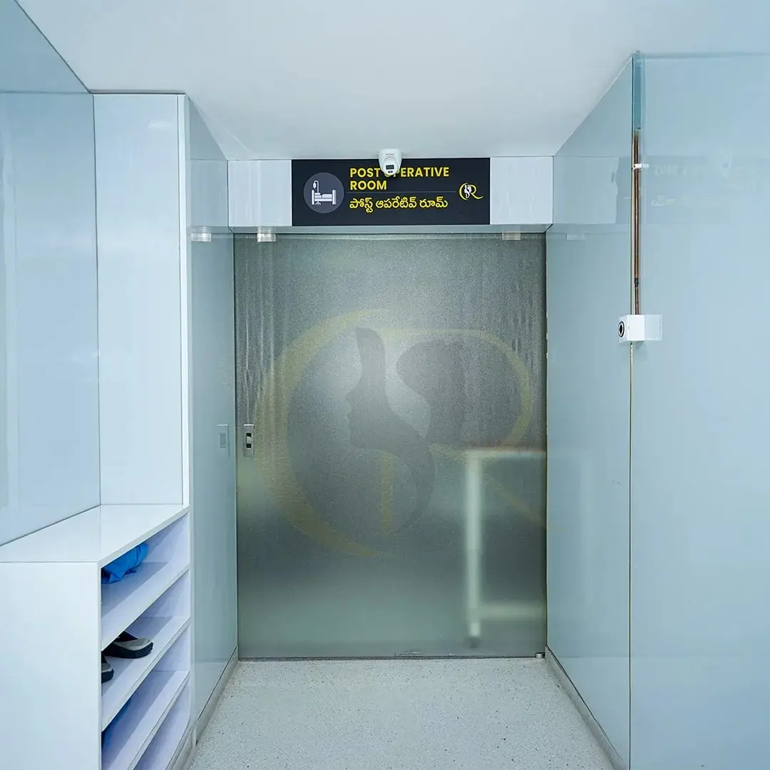 Secure Glass Entry Door to Post Operative Recovery Room