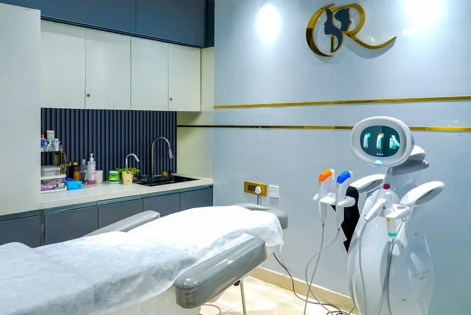 Ultraformer MPT Device in Treatment Room